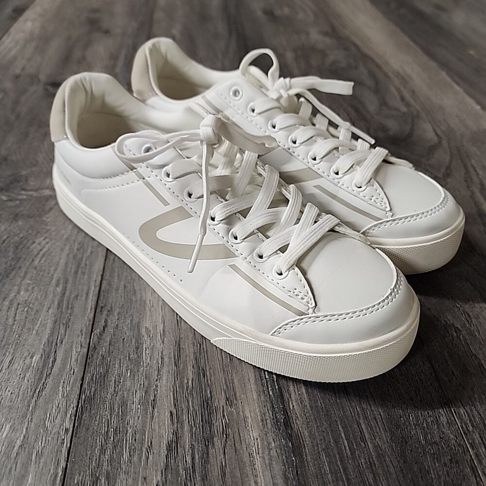 Tretorn Women's Serve Casual Sneakers Preppy Size 8.5